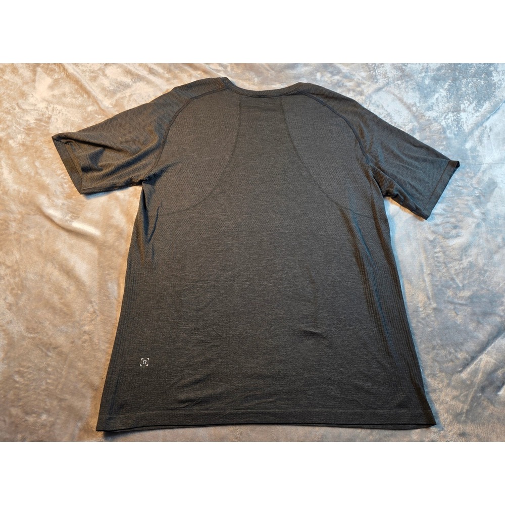 Lululemon Metal Vent Tech Shirt Mens XL Grey Short Sleeve Workout Training Top - Picture 7 of 7